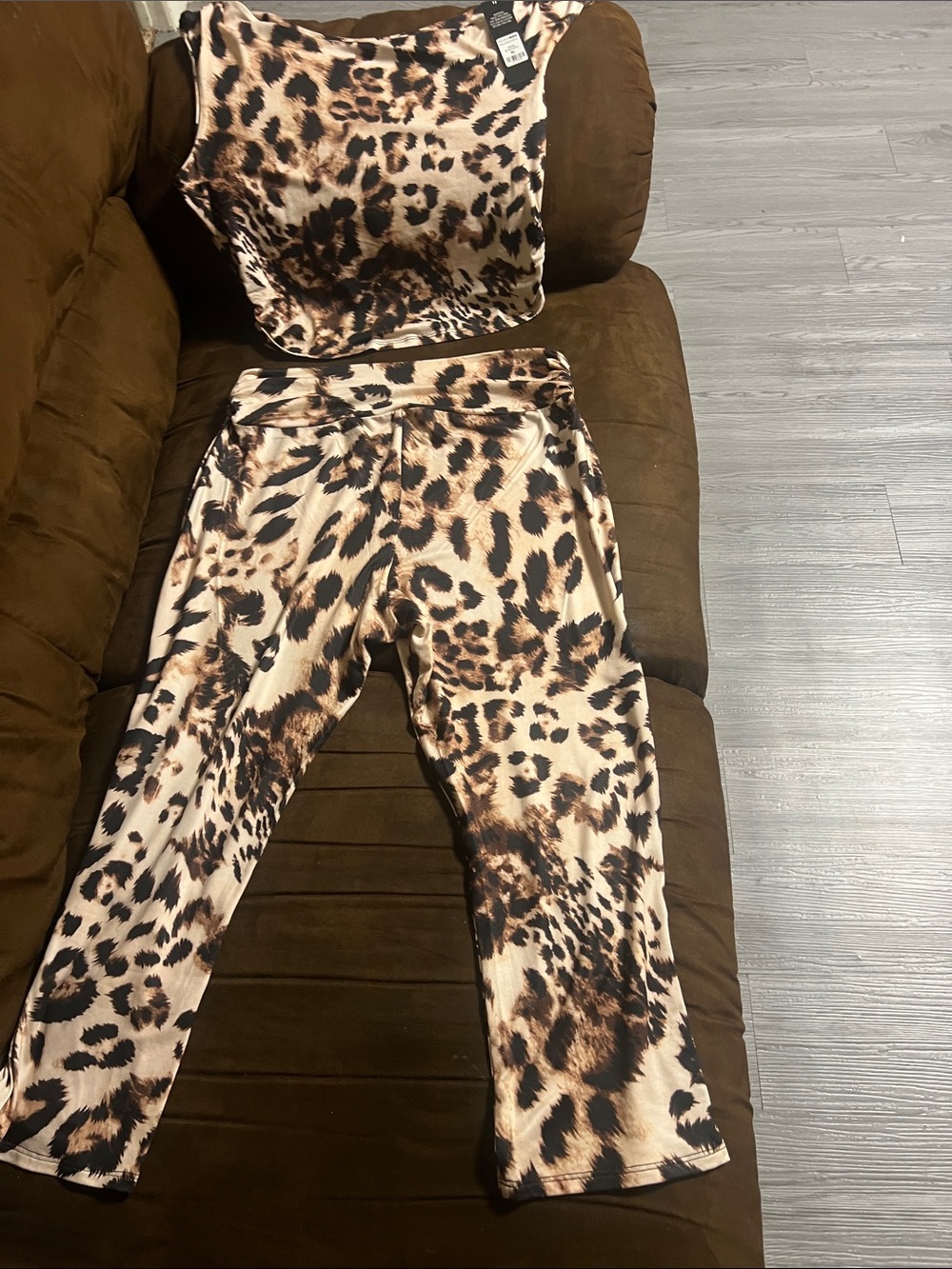Fashion Nova Leopard Print Leggings in Beige and Brown